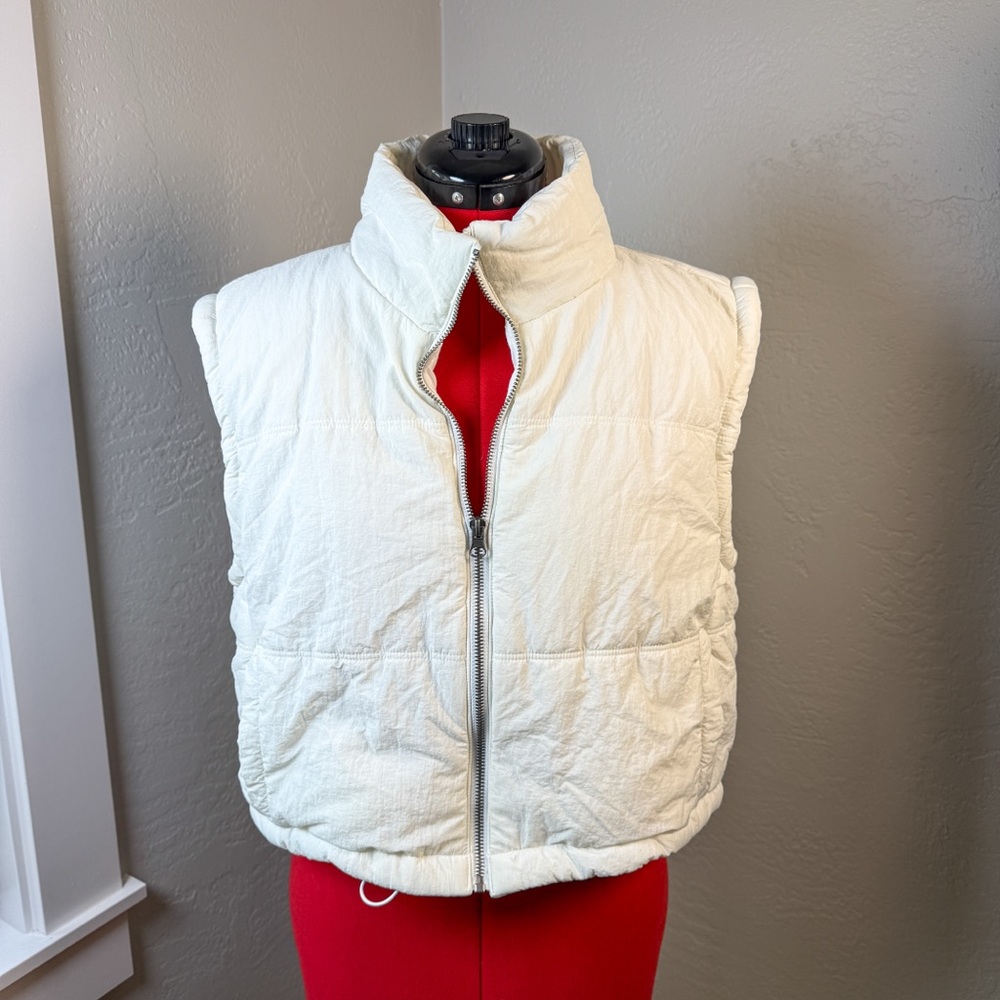 Thread & Supply Ivory Cropped Puffer Vest Zip Front Minimalist Size L